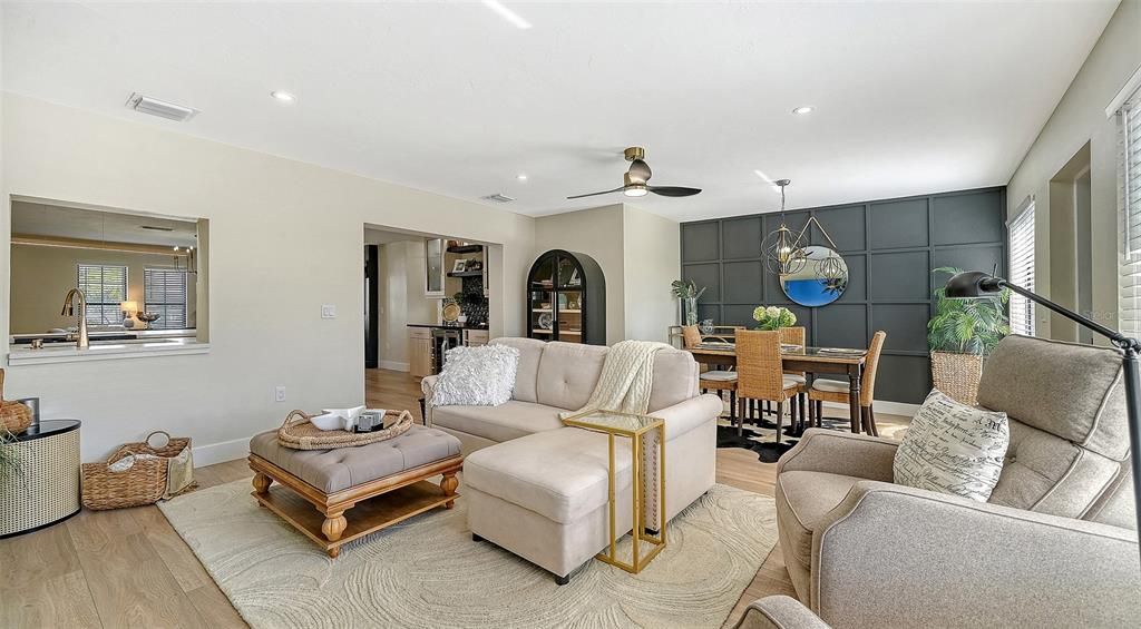 For Sale: $450,000 (3 beds, 2 baths, 1749 Square Feet)