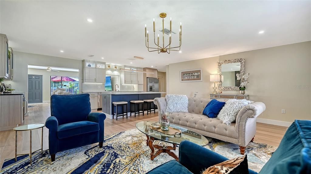 For Sale: $450,000 (3 beds, 2 baths, 1749 Square Feet)