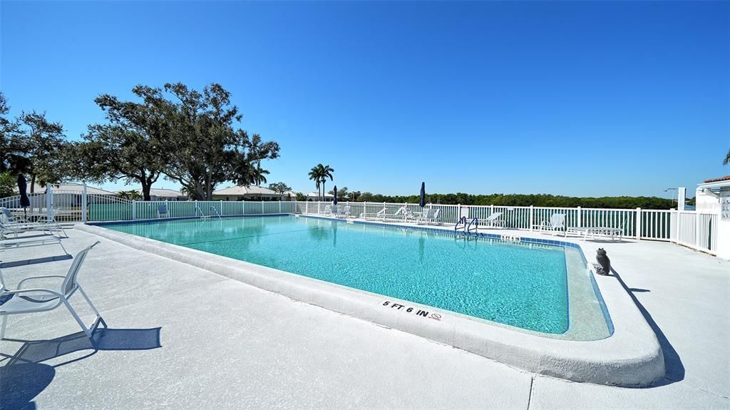 For Sale: $450,000 (3 beds, 2 baths, 1749 Square Feet)