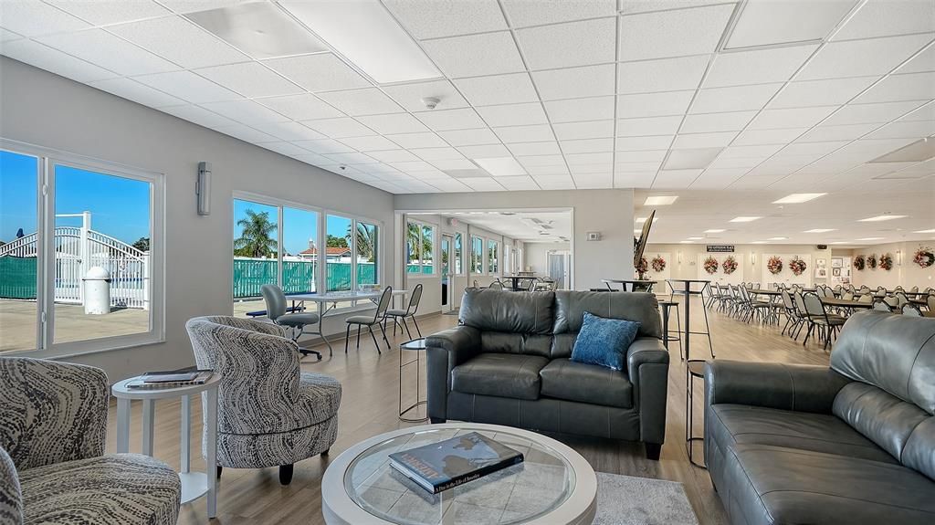 For Sale: $450,000 (3 beds, 2 baths, 1749 Square Feet)