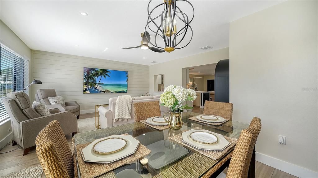 For Sale: $450,000 (3 beds, 2 baths, 1749 Square Feet)