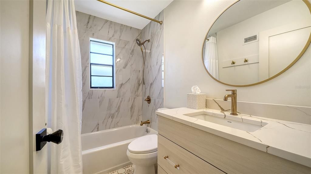 For Sale: $450,000 (3 beds, 2 baths, 1749 Square Feet)