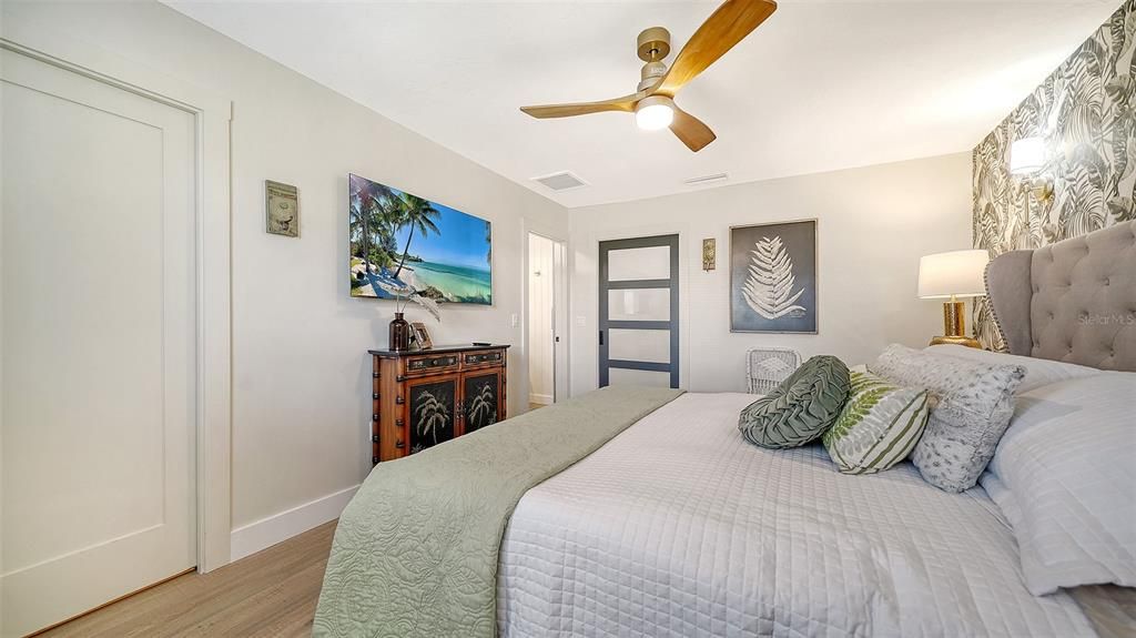 For Sale: $450,000 (3 beds, 2 baths, 1749 Square Feet)