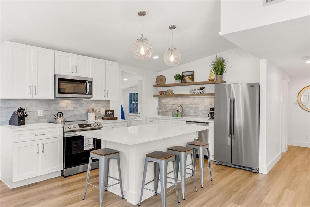 For Sale: $420,000 (3 beds, 2 baths, 1112 Square Feet)