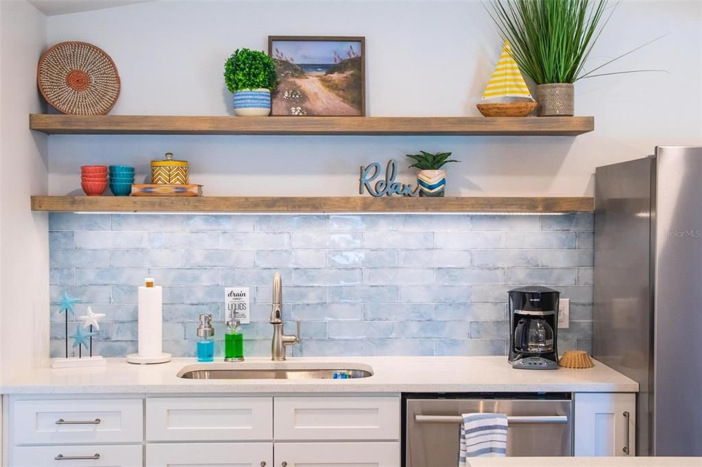 For Sale: $420,000 (3 beds, 2 baths, 1112 Square Feet)