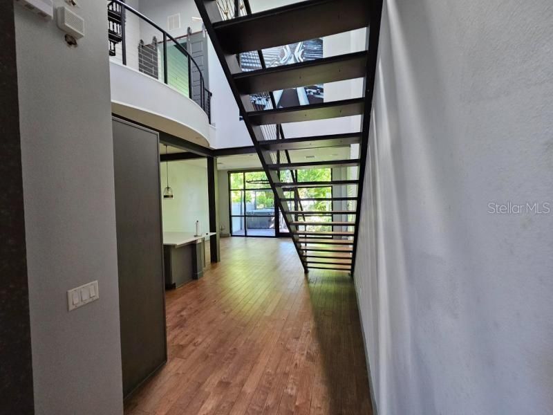 For Sale: $487,500 (3 beds, 3 baths, 1613 Square Feet)