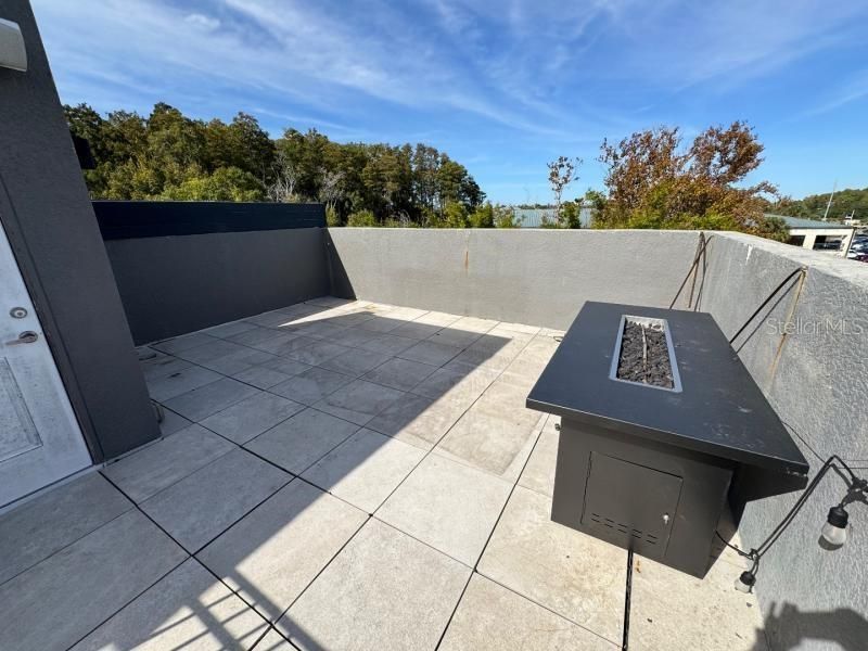 For Sale: $487,500 (3 beds, 3 baths, 1613 Square Feet)