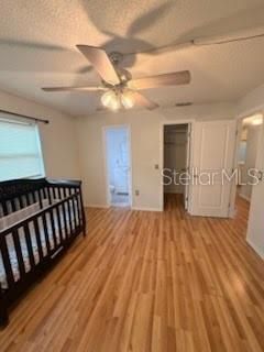 出租: $1,800 (2 贝兹, 1 浴室, 884 平方英尺)