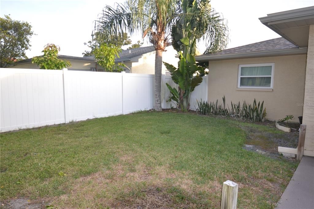 For Rent: $4,000 (2 beds, 2 baths, 1876 Square Feet)