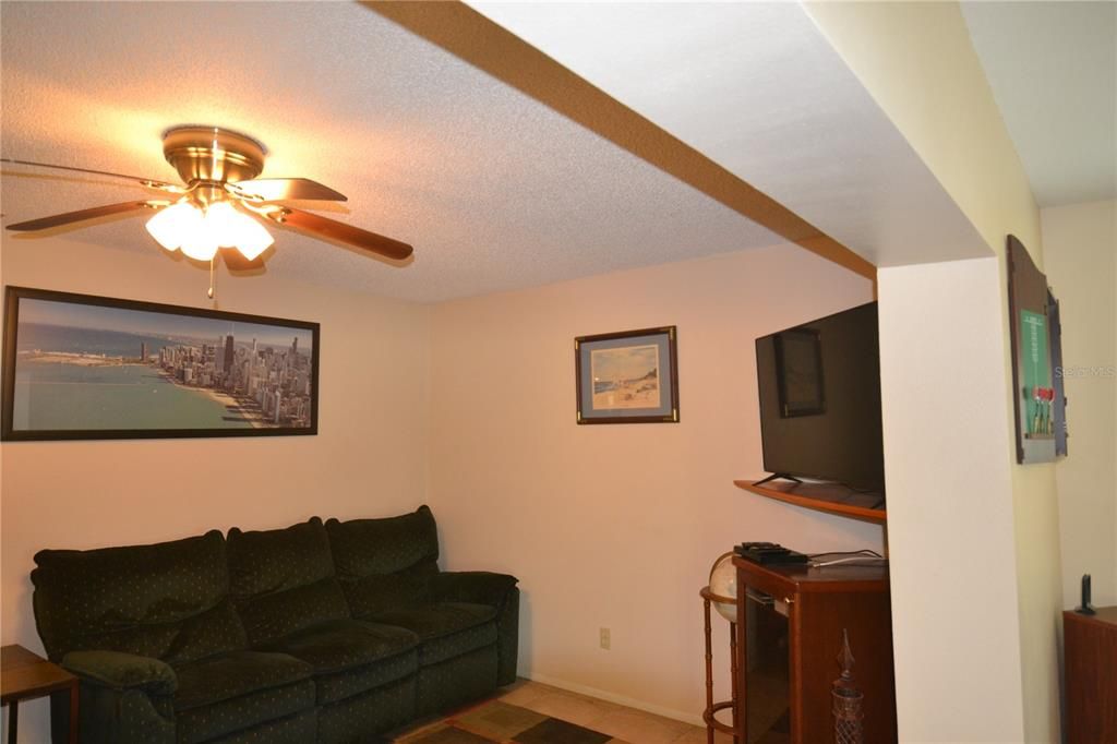 For Rent: $4,000 (2 beds, 2 baths, 1876 Square Feet)