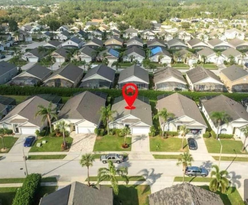 For Sale: $447,000 (4 beds, 2 baths, 1412 Square Feet)