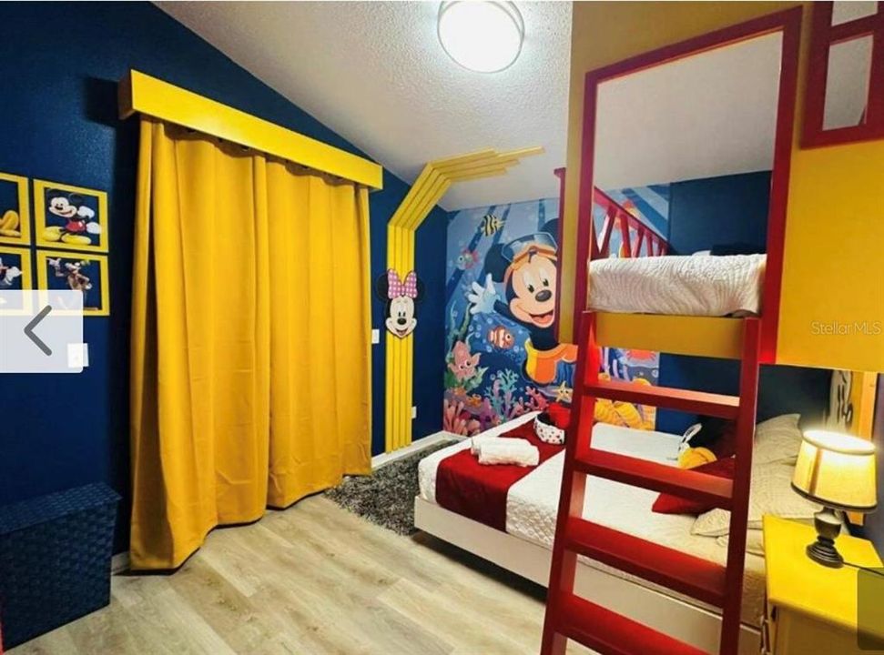 For Sale: $447,000 (4 beds, 2 baths, 1412 Square Feet)