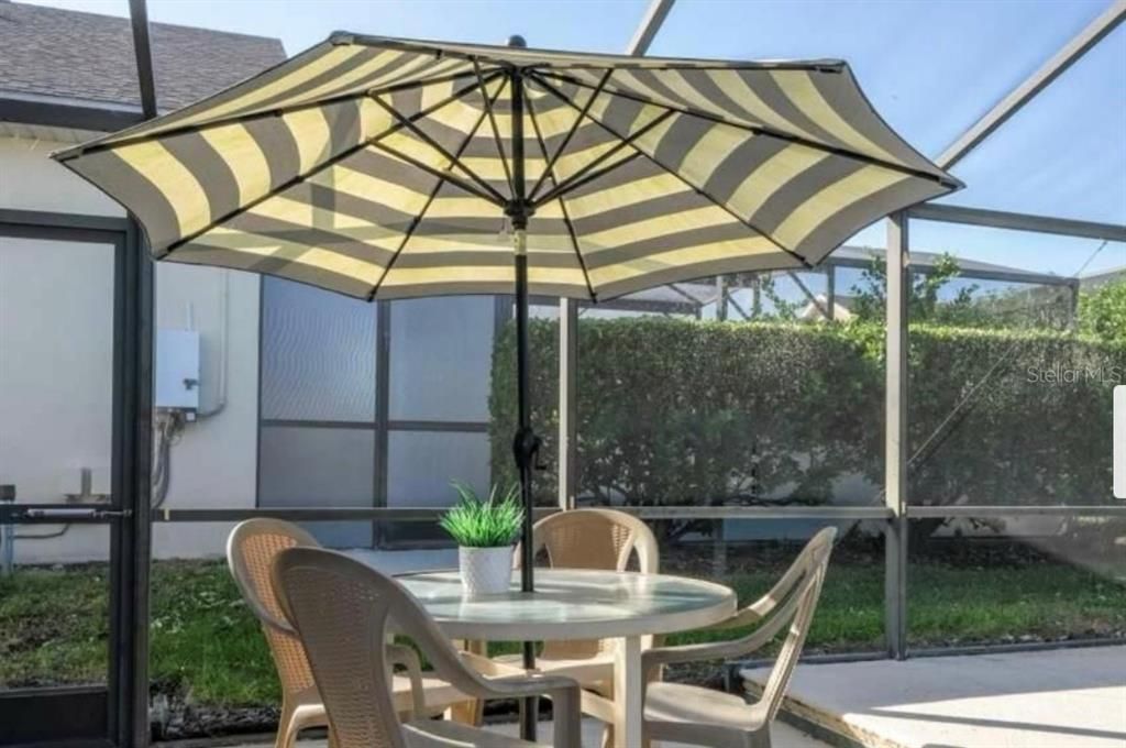 For Sale: $447,000 (4 beds, 2 baths, 1412 Square Feet)