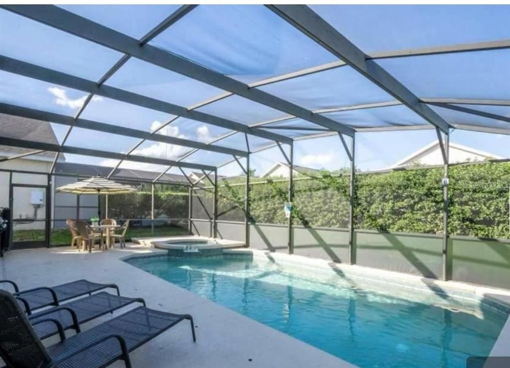 For Sale: $447,000 (4 beds, 2 baths, 1412 Square Feet)