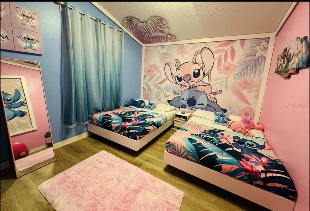 For Sale: $447,000 (4 beds, 2 baths, 1412 Square Feet)