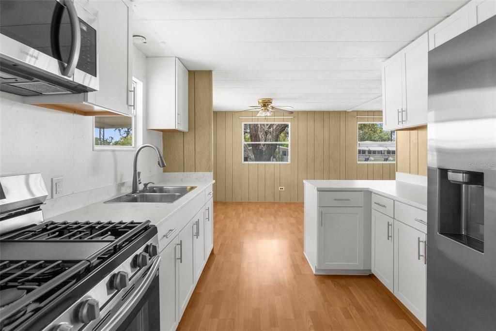 出租: $1,500 (2 贝兹, 2 浴室, 1152 平方英尺)