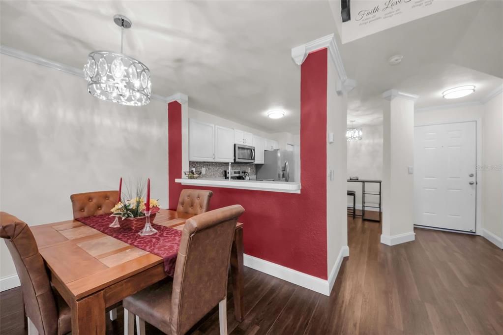 待售: $419,000 (3 贝兹, 2 浴室, 1325 平方英尺)