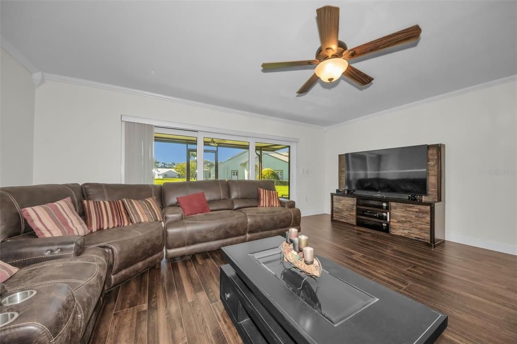 待售: $419,000 (3 贝兹, 2 浴室, 1325 平方英尺)