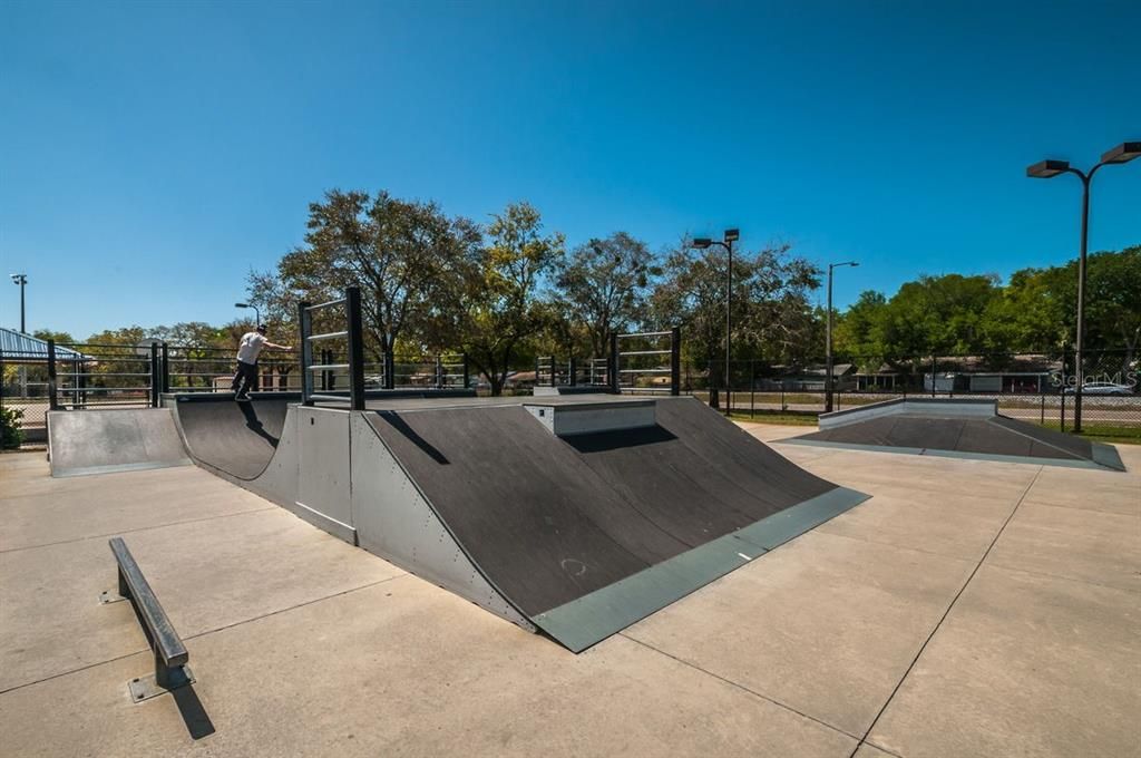 待售: $419,000 (3 贝兹, 2 浴室, 1325 平方英尺)