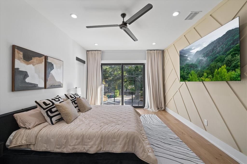 На продажу: $2,249,000 (4 спален, 4 ванн, 4190 Квадратных фут)