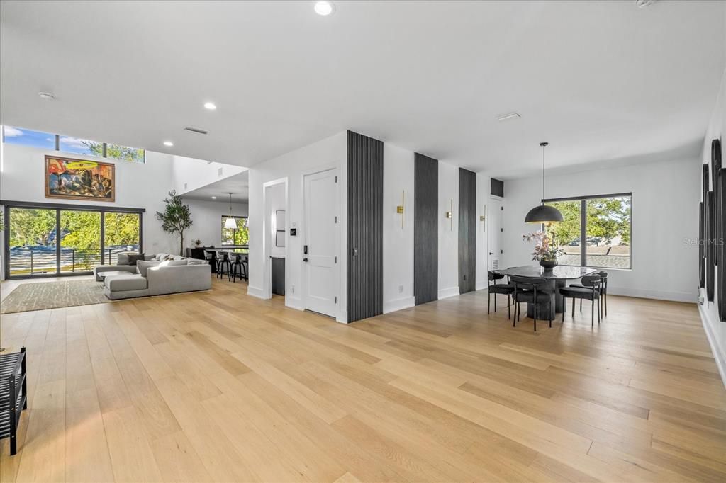 На продажу: $2,249,000 (4 спален, 4 ванн, 4190 Квадратных фут)