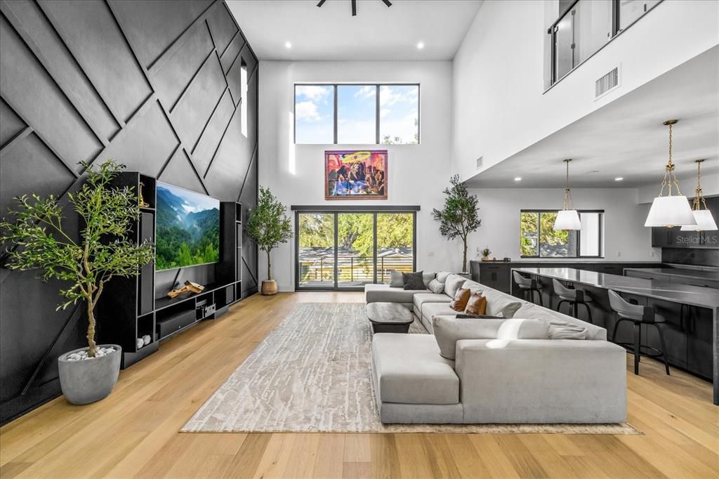 На продажу: $2,249,000 (4 спален, 4 ванн, 4190 Квадратных фут)