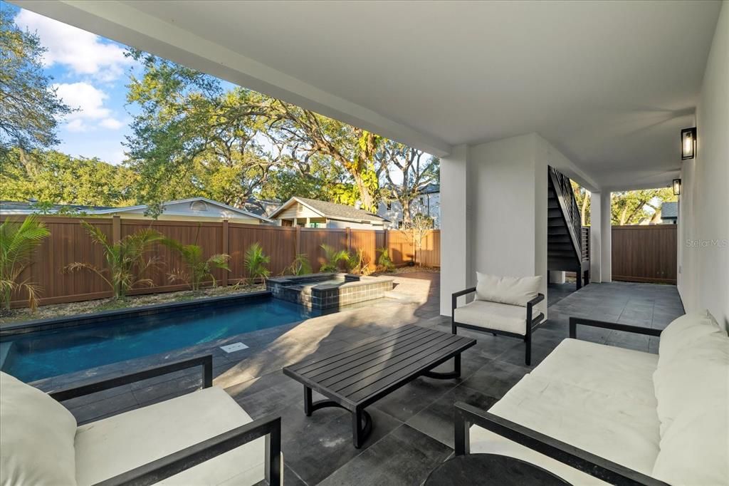 На продажу: $2,249,000 (4 спален, 4 ванн, 4190 Квадратных фут)