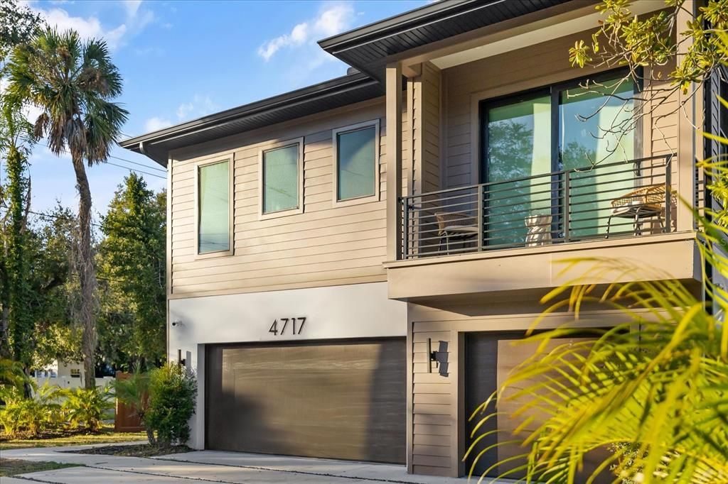 На продажу: $2,249,000 (4 спален, 4 ванн, 4190 Квадратных фут)