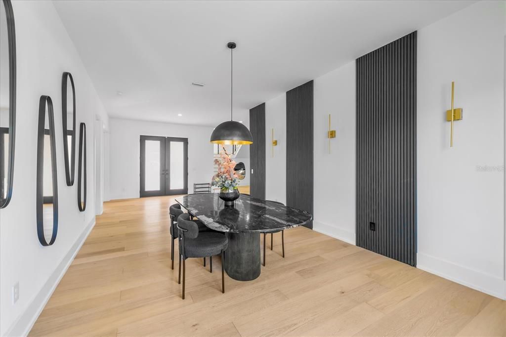 На продажу: $2,249,000 (4 спален, 4 ванн, 4190 Квадратных фут)