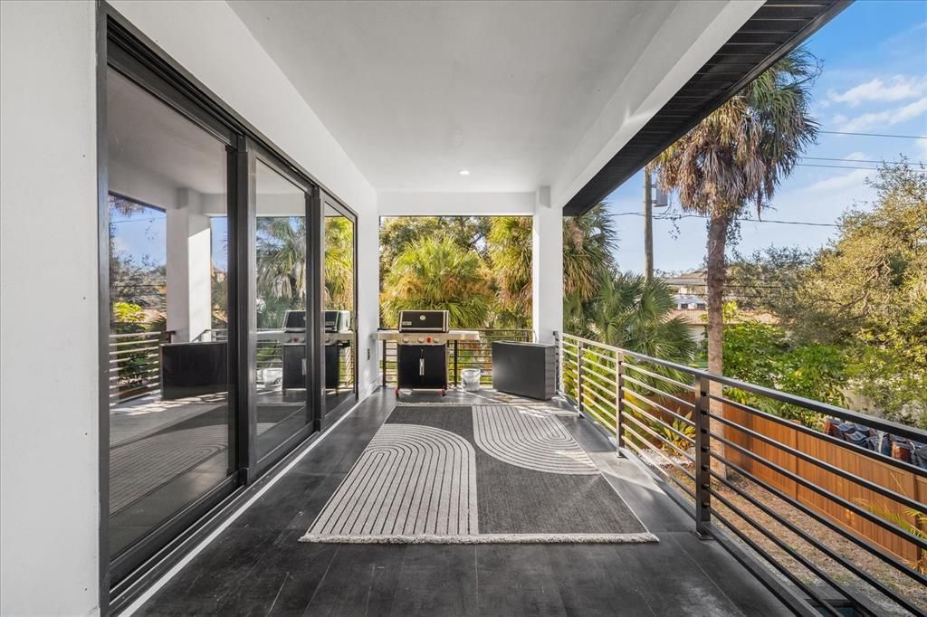 На продажу: $2,249,000 (4 спален, 4 ванн, 4190 Квадратных фут)