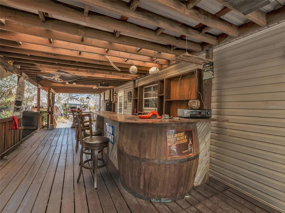 待售: $380,000 (4 贝兹, 2 浴室, 2356 平方英尺)