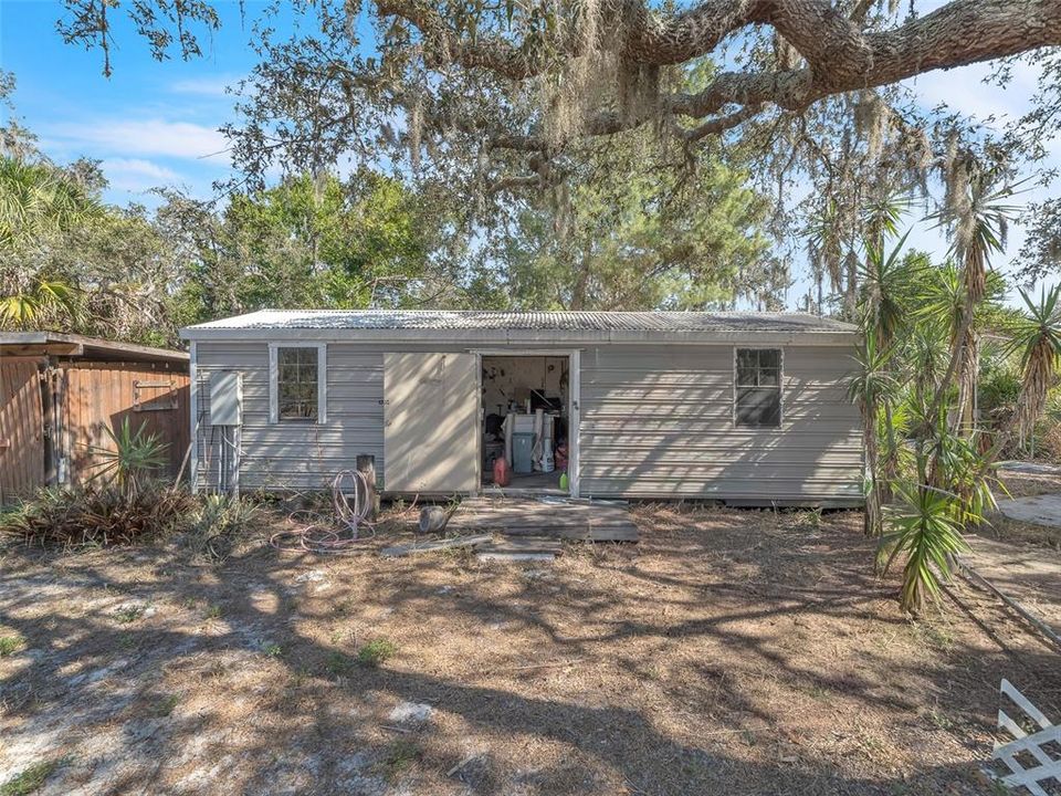 待售: $380,000 (4 贝兹, 2 浴室, 2356 平方英尺)