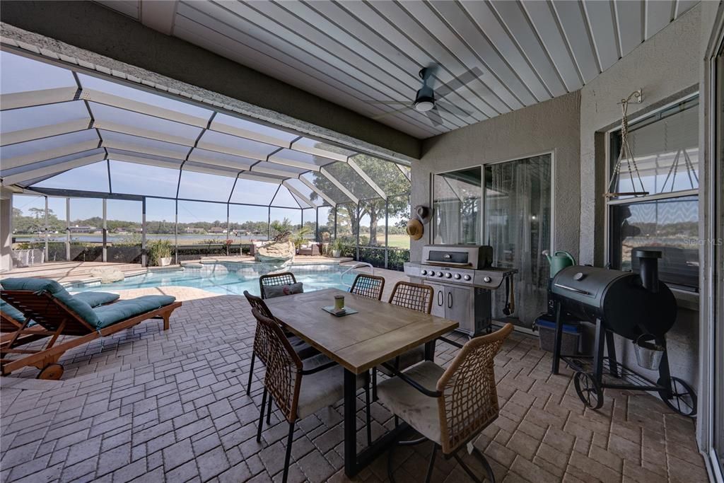 En Venta: $684,950 (4 camas, 3 baños, 3086 Pies cuadrados)