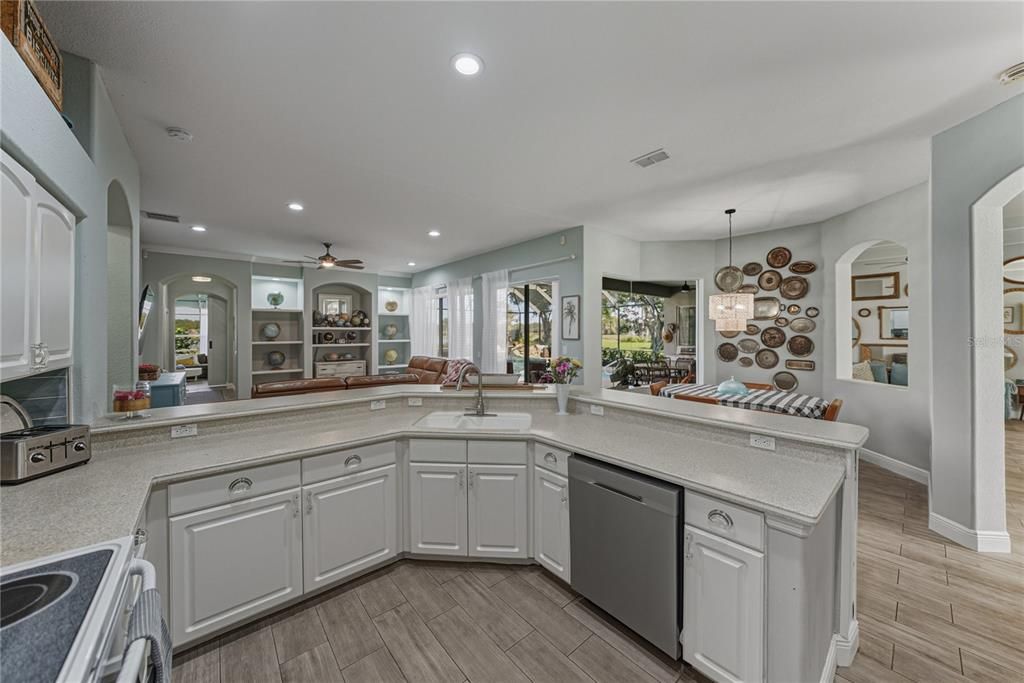 En Venta: $684,950 (4 camas, 3 baños, 3086 Pies cuadrados)