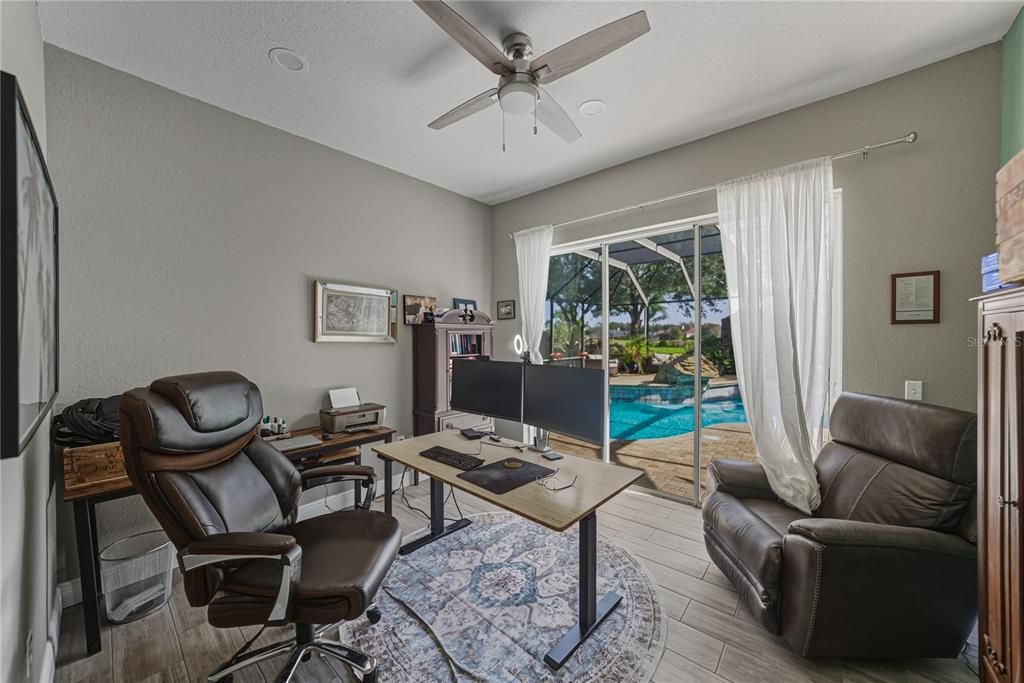 En Venta: $684,950 (4 camas, 3 baños, 3086 Pies cuadrados)