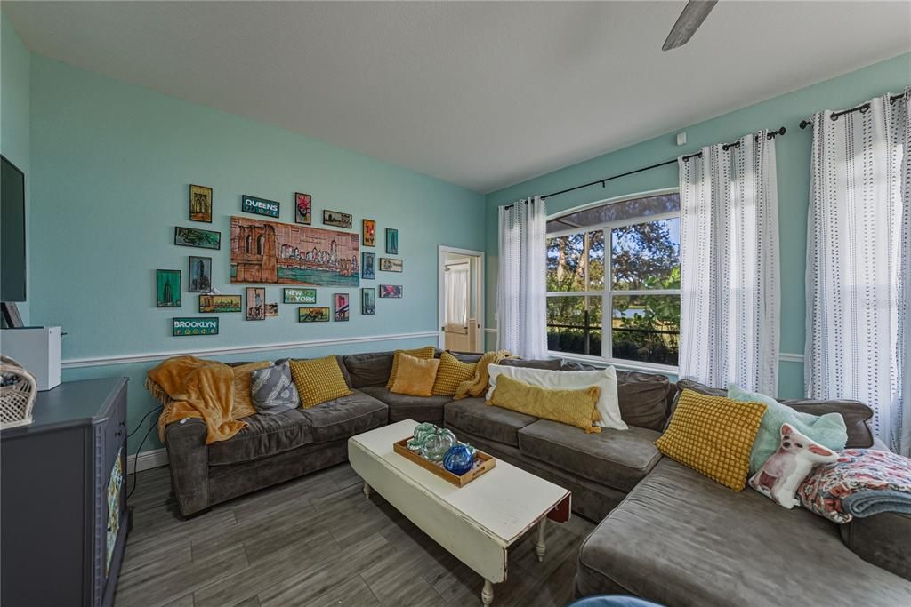 En Venta: $684,950 (4 camas, 3 baños, 3086 Pies cuadrados)