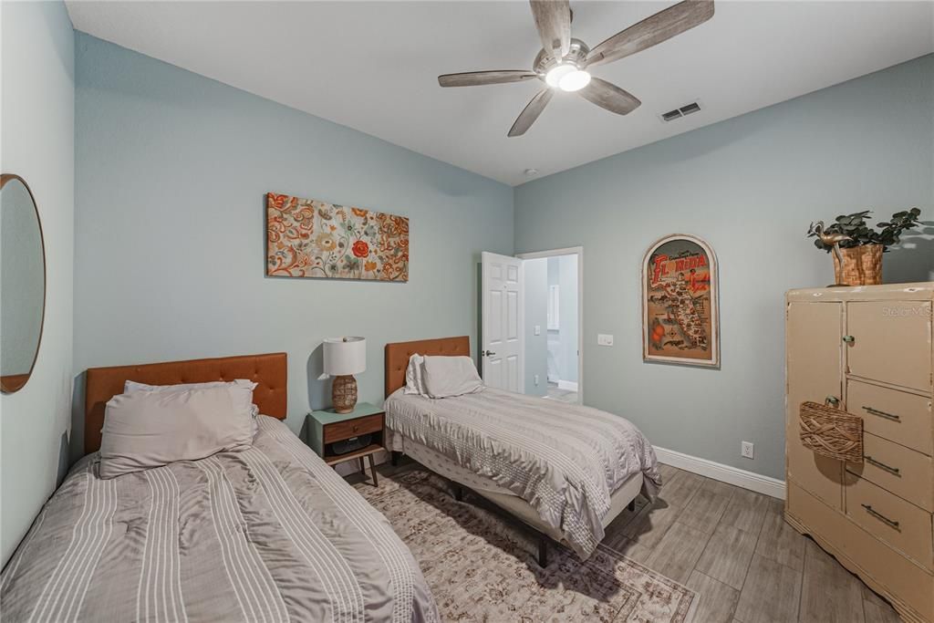 En Venta: $684,950 (4 camas, 3 baños, 3086 Pies cuadrados)