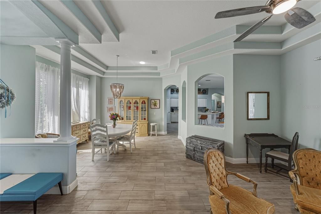 En Venta: $684,950 (4 camas, 3 baños, 3086 Pies cuadrados)