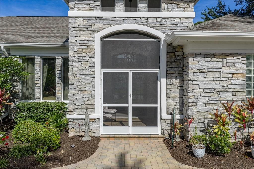 En Venta: $684,950 (4 camas, 3 baños, 3086 Pies cuadrados)