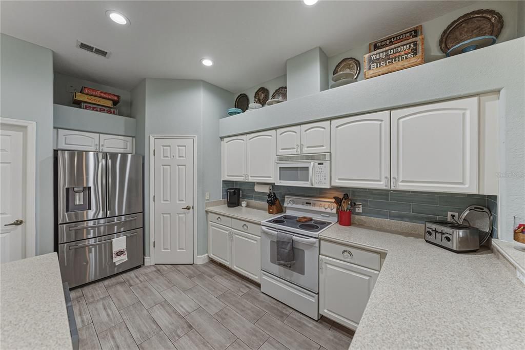 En Venta: $684,950 (4 camas, 3 baños, 3086 Pies cuadrados)