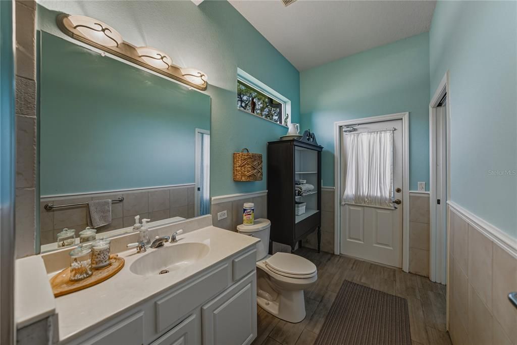 En Venta: $684,950 (4 camas, 3 baños, 3086 Pies cuadrados)