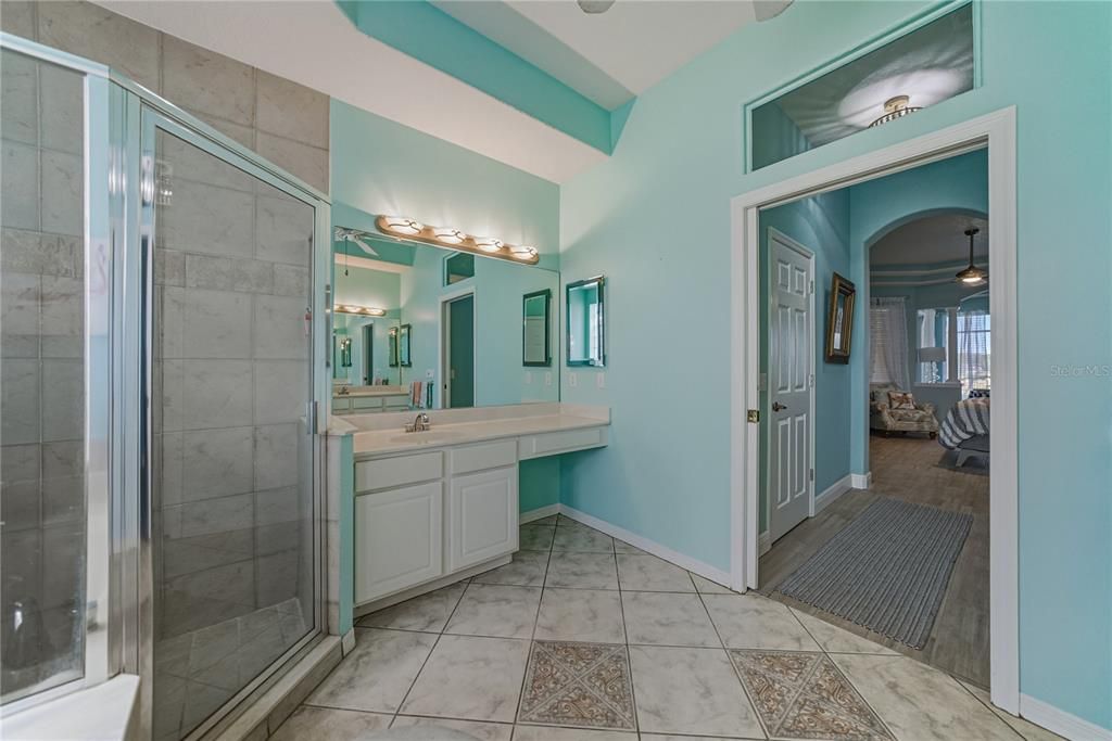 En Venta: $684,950 (4 camas, 3 baños, 3086 Pies cuadrados)