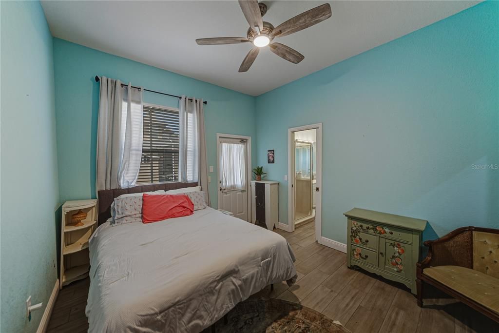 En Venta: $684,950 (4 camas, 3 baños, 3086 Pies cuadrados)