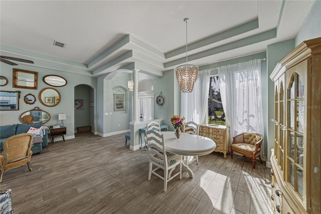 En Venta: $684,950 (4 camas, 3 baños, 3086 Pies cuadrados)