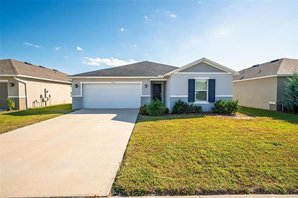 En Venta: $300,000 (3 camas, 2 baños, 1579 Pies cuadrados)