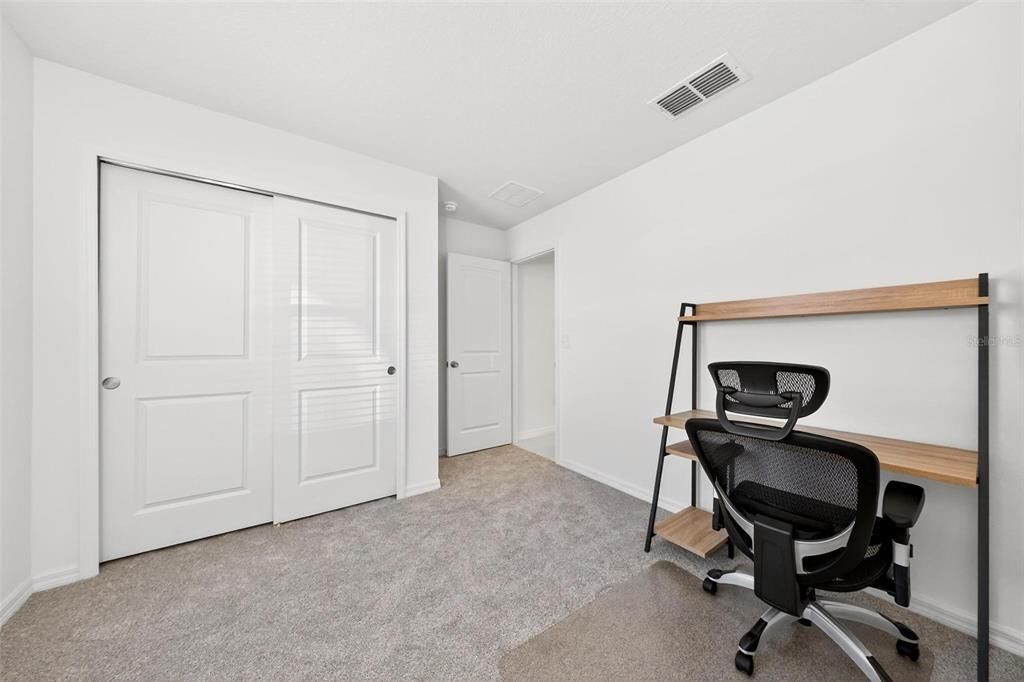 En Venta: $300,000 (3 camas, 2 baños, 1579 Pies cuadrados)