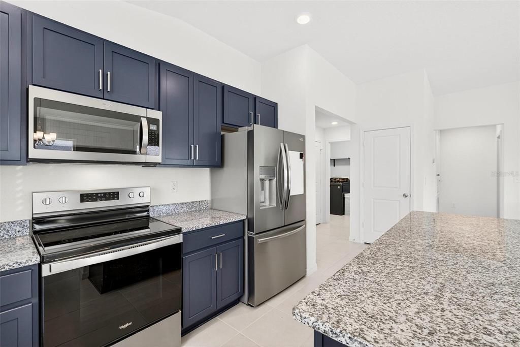 En Venta: $300,000 (3 camas, 2 baños, 1579 Pies cuadrados)