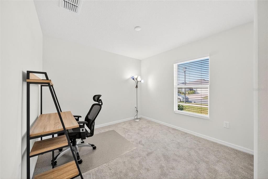 En Venta: $300,000 (3 camas, 2 baños, 1579 Pies cuadrados)