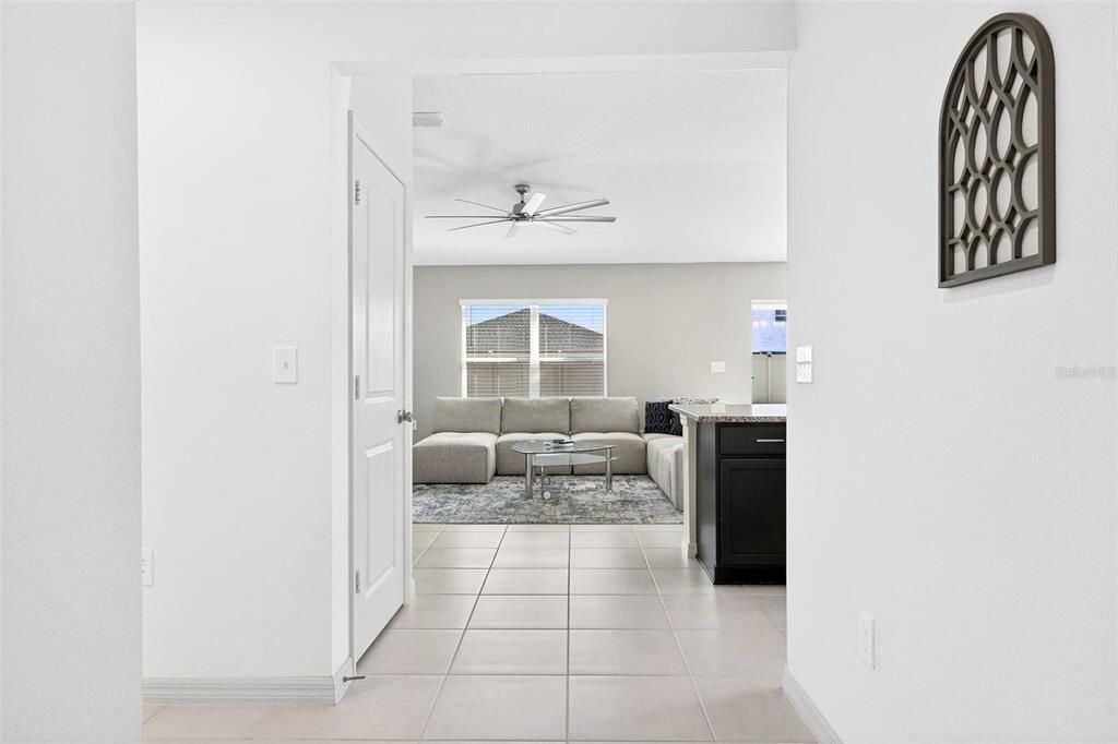 En Venta: $300,000 (3 camas, 2 baños, 1579 Pies cuadrados)