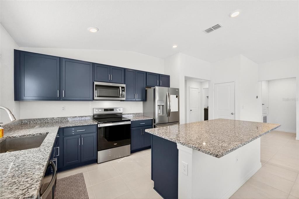 En Venta: $300,000 (3 camas, 2 baños, 1579 Pies cuadrados)